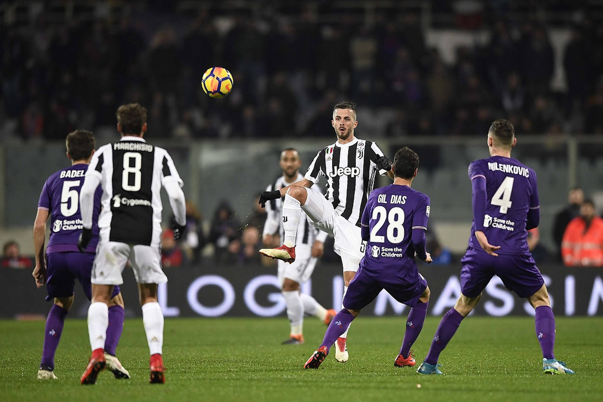 公告信息-纽卡斯尔联签穆里尼奥了吗是真的吗