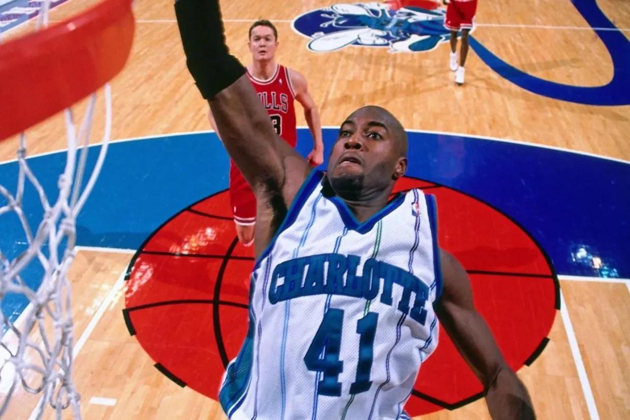 品牌历史-穿越火线沙特比赛视频